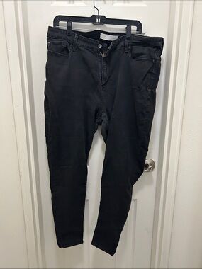 Signature by Levi Strauss Black Mid-Rise Skinny Jeans